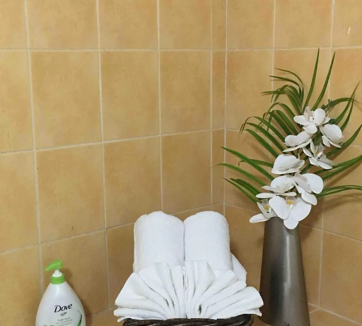 Seaside Villa Retreat -7Br, Private Spa And Vip Beach Club Runaway Bay